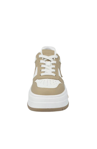 sand white